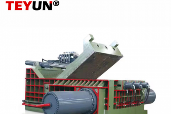 ¿Cuánto tiempo se tarda en obtener el retorno de la inversión de una empacadora hidráulica de chatarra de 1000 toneladas?