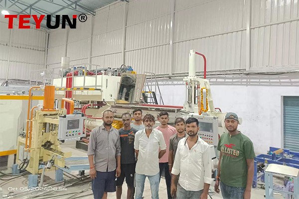 ¡Línea de extrusión de aluminio 1100T funcionando con éxito en India!