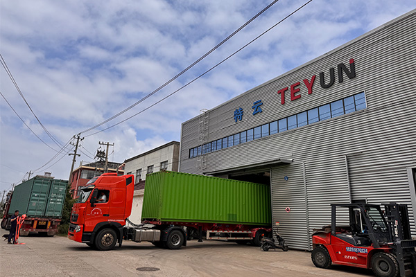 ¡Máquina cizalla y empacadora de 1000 toneladas enviada hoy!