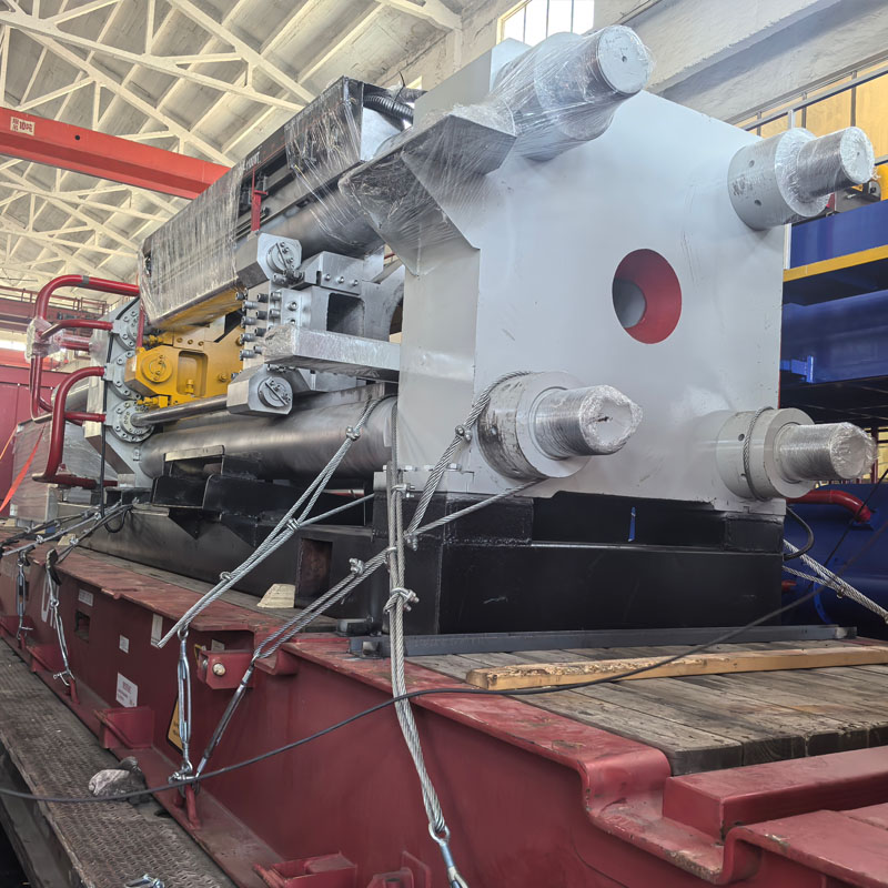 Fabricante de prensas entrega con éxito una máquina de extrusión avanzada a India